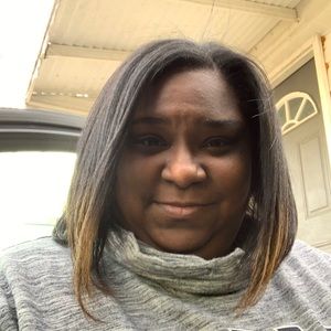 Meet your Posher, Latia